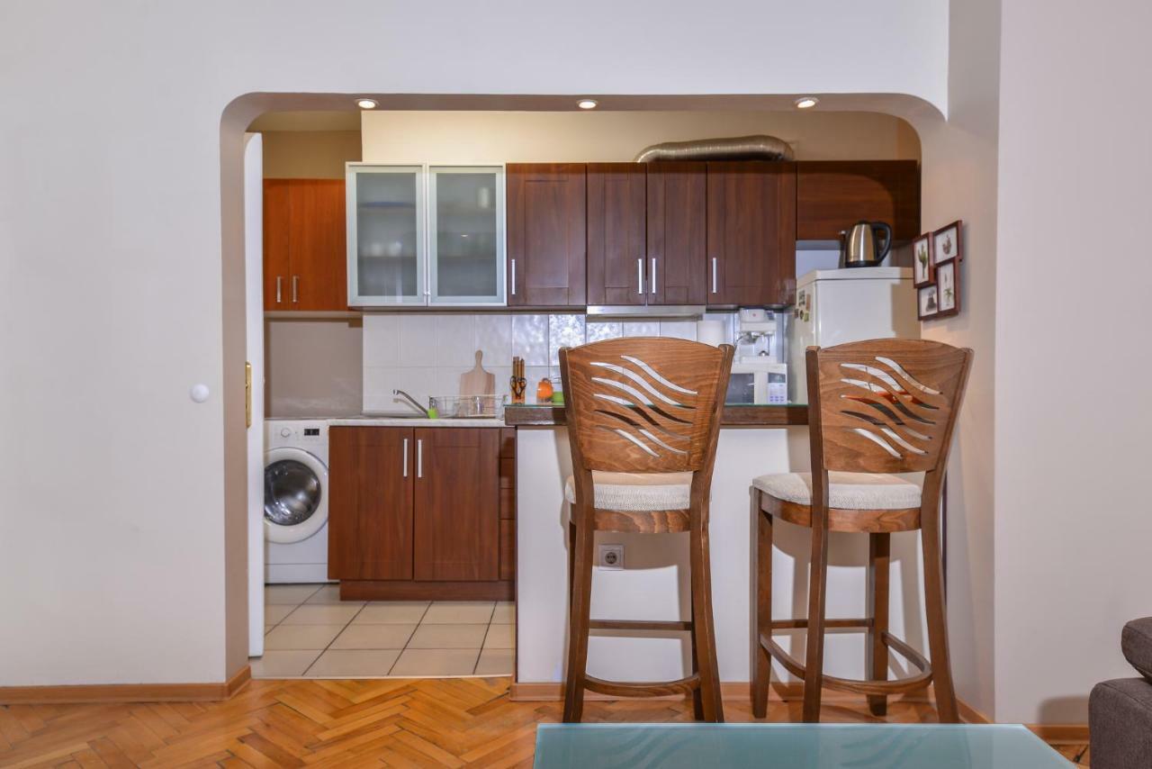 Comfortable One Bedroom Apartment In A Lively Area | Zona B5 | Russian Square Sofía Exterior foto