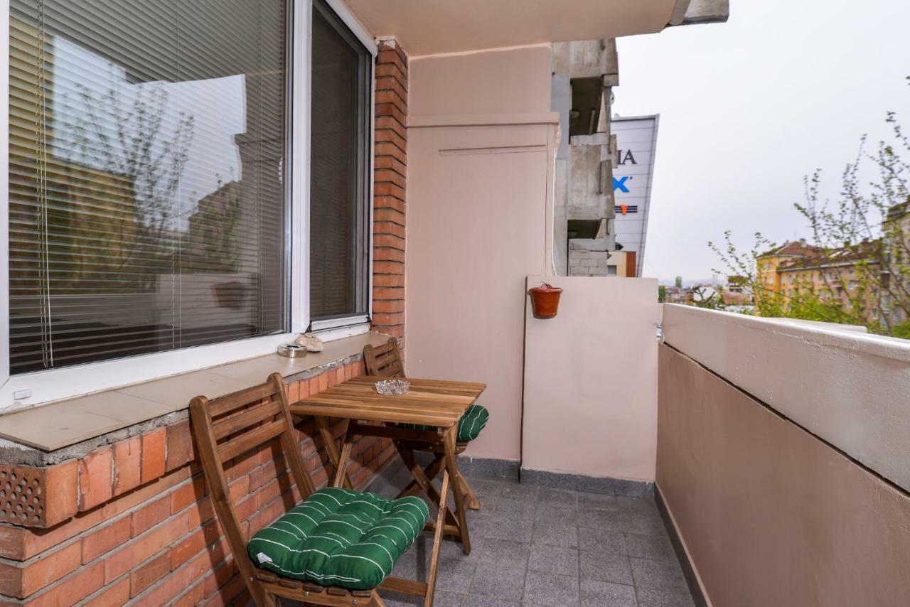 Comfortable One Bedroom Apartment In A Lively Area | Zona B5 | Russian Square Sofía Exterior foto